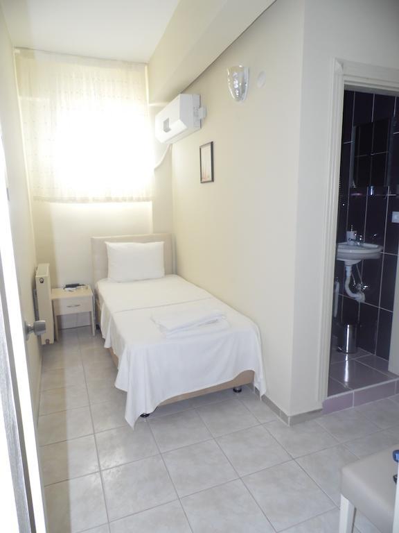Derince Saral Otel الغرفة الصورة