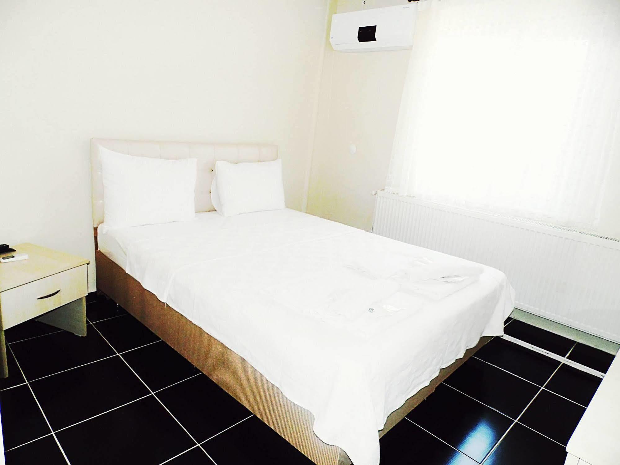 Derince Saral Otel المظهر الخارجي الصورة